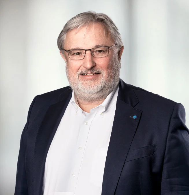 Portrait Reto Huenerwadel